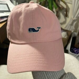 Pink vineyard vines cap